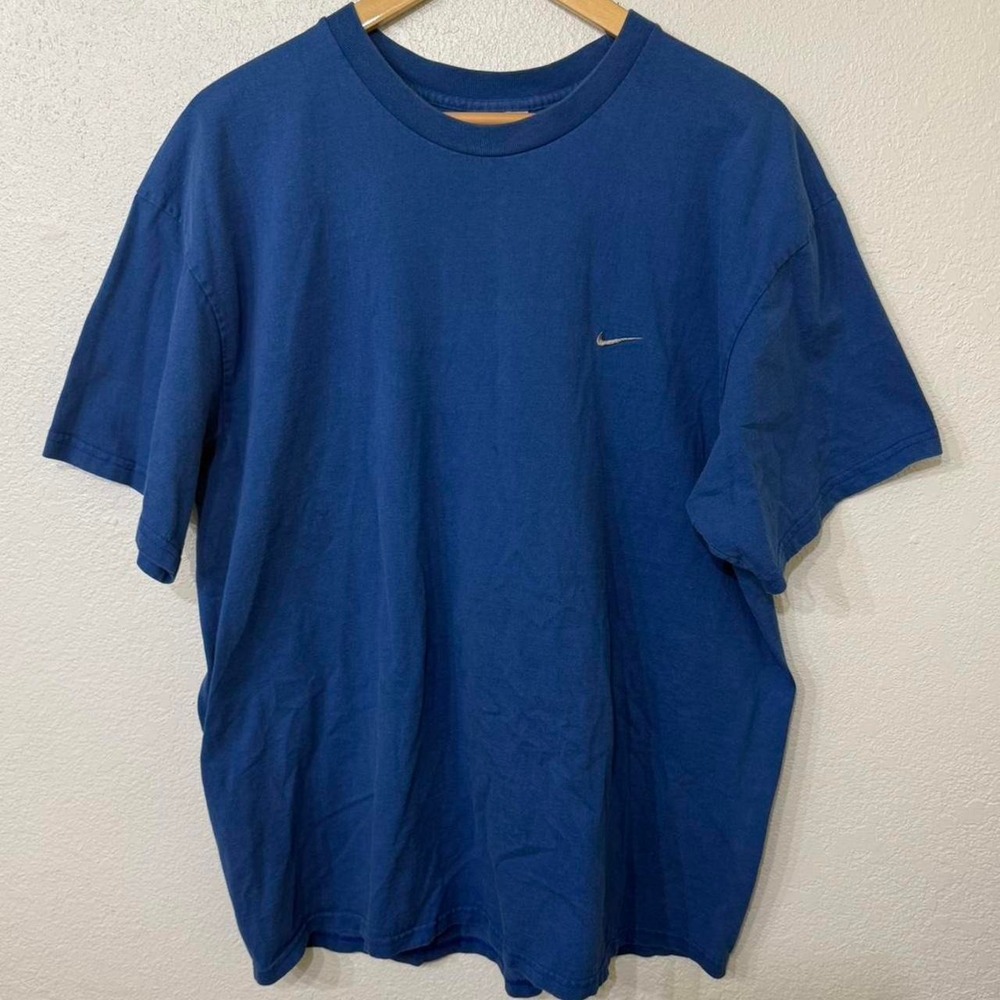 Blue Nike vintage tee tagged size xl